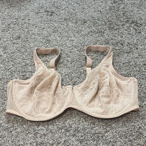 Wacoal Stark Beauty Rose-Lace Molded Underwire Bra 855225